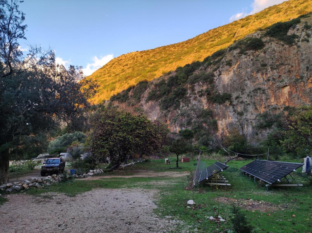 Gjipe Eco Campground Vuno Екстер'єр фото